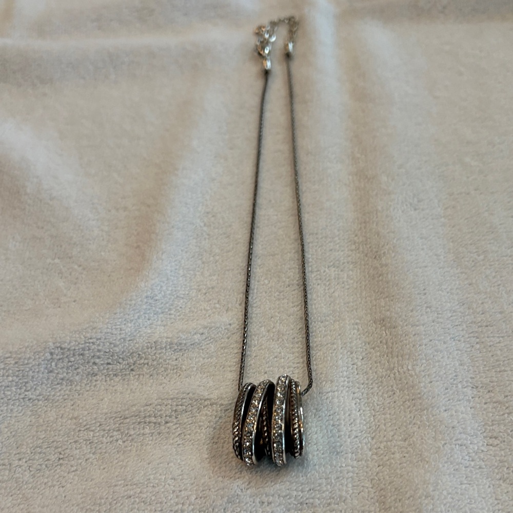 Elegant Silver and Crystal Necklace